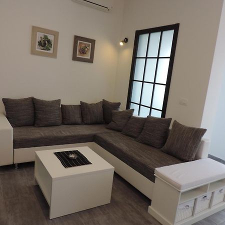 Apartments Lori Biograd Na Moru Extérieur photo