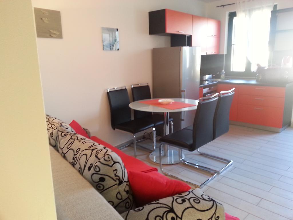 Apartments Lori Biograd Na Moru Chambre photo